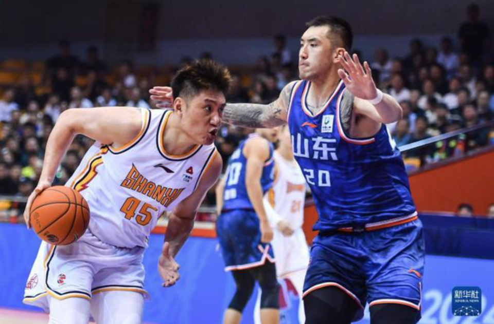 3377体育- 棒球季后赛上演强强对话，塞北貔貅队淘汰对手齐鲁灰熊队，战术调整见效；