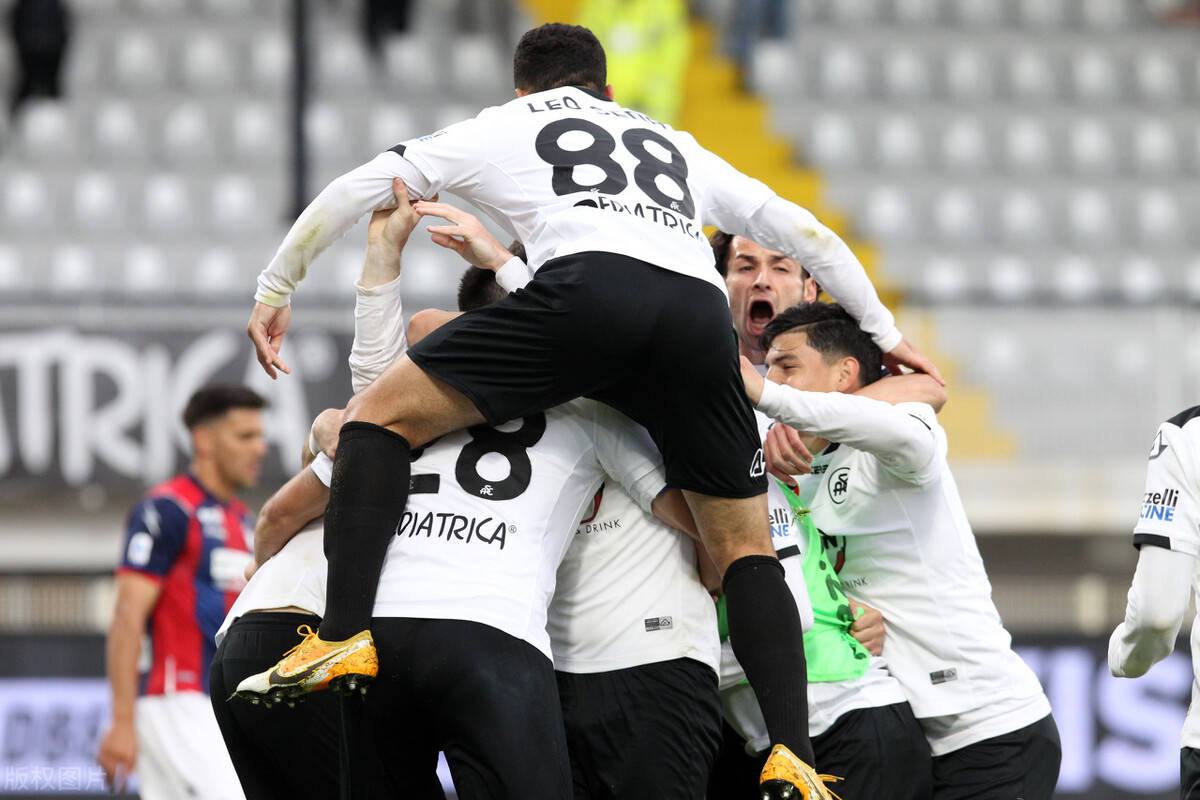 3377体育- 德罗巴在德国队比赛中绝杀,逆转引发热议的球员 